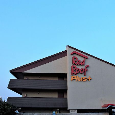 Red Roof Plus Chicago - Hoffman Estates Bagian luar foto