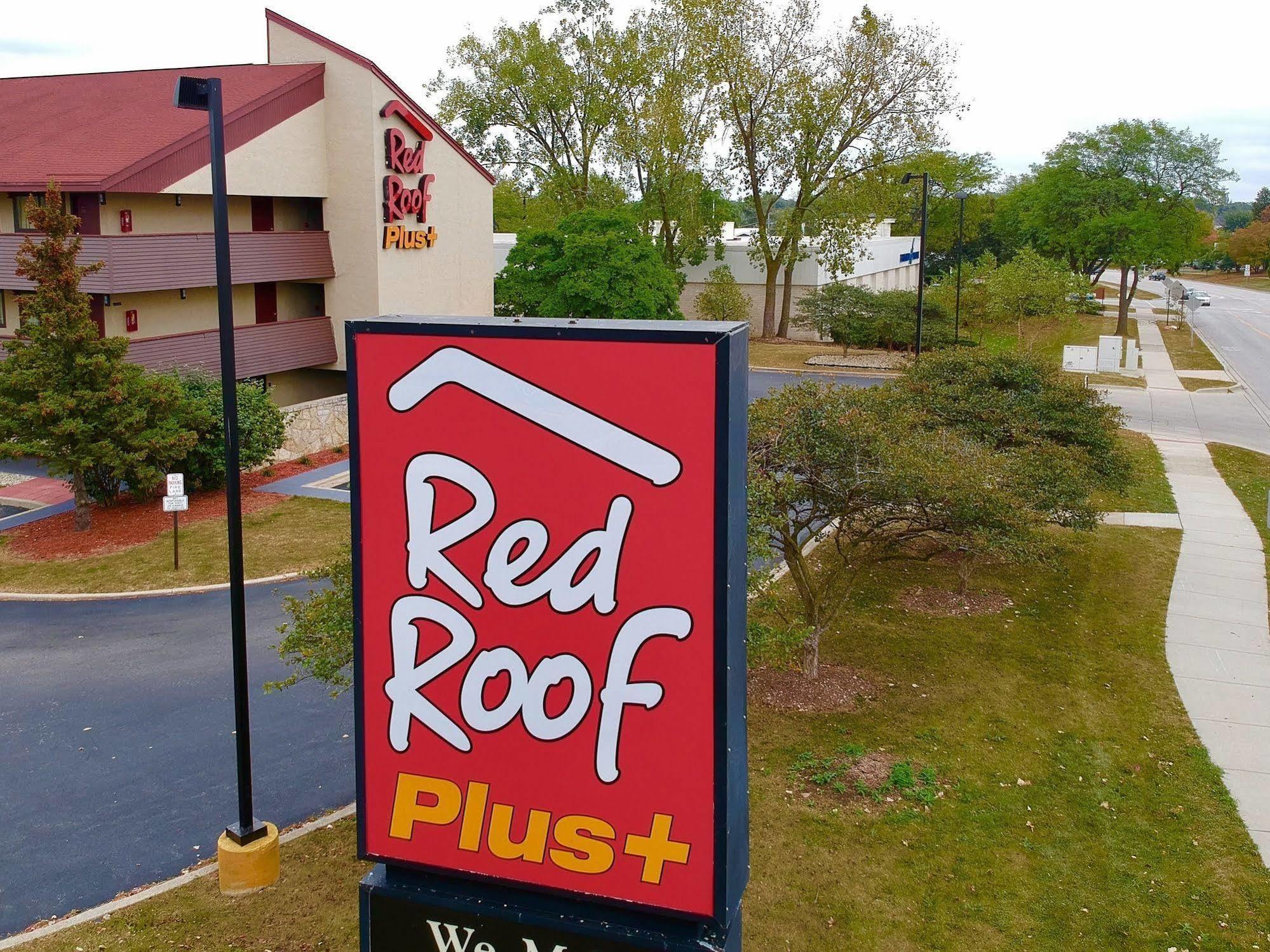 Red Roof Plus Chicago - Hoffman Estates Bagian luar foto
