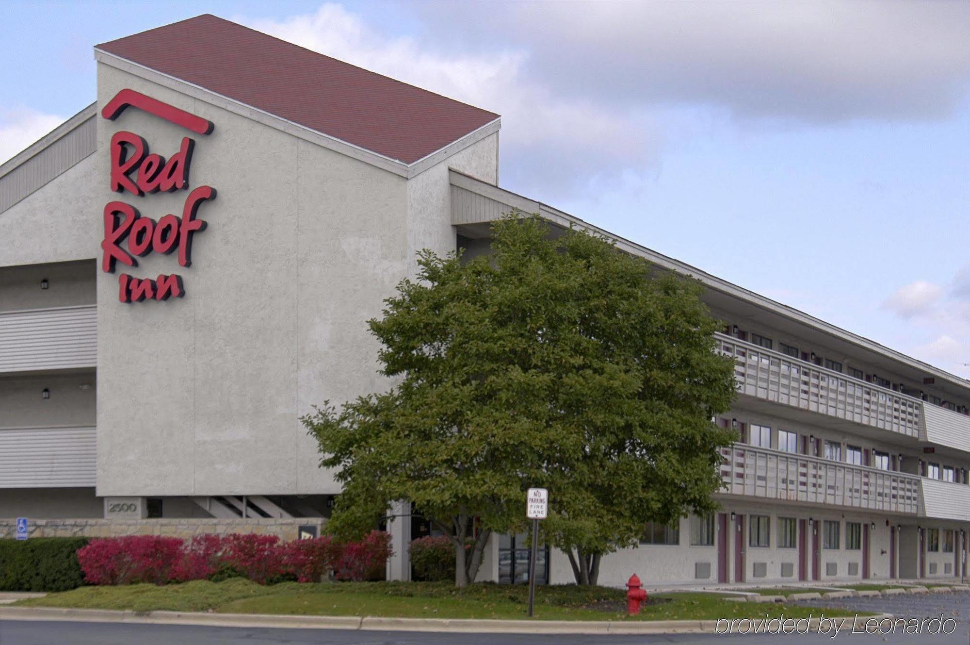 Red Roof Plus Chicago - Hoffman Estates Bagian luar foto
